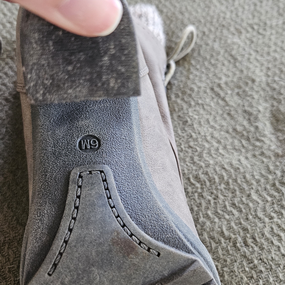 Women's Taupe Lace-Up Ankle Boots - Picture 8 of 9